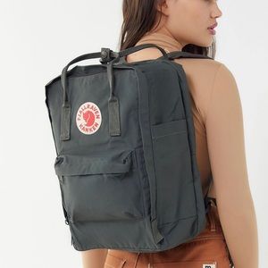 Fjallraven Kaken 15” padded Laptop Backpack
